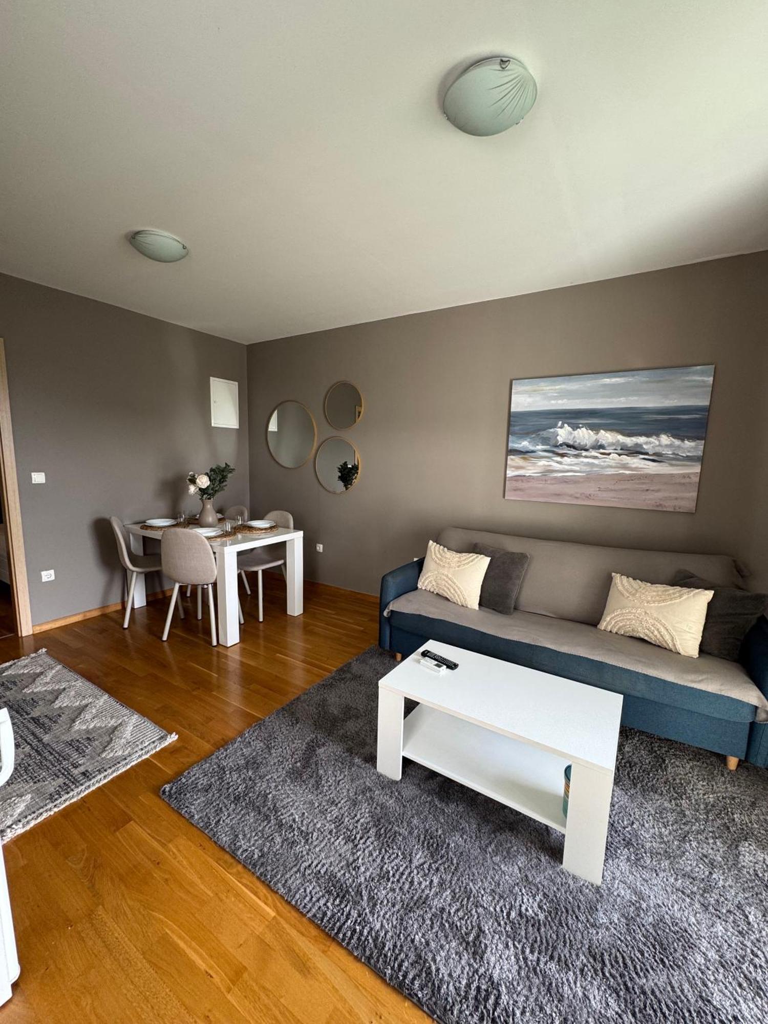 Apartment Tri Sunca 巴什卡沃达 外观 照片