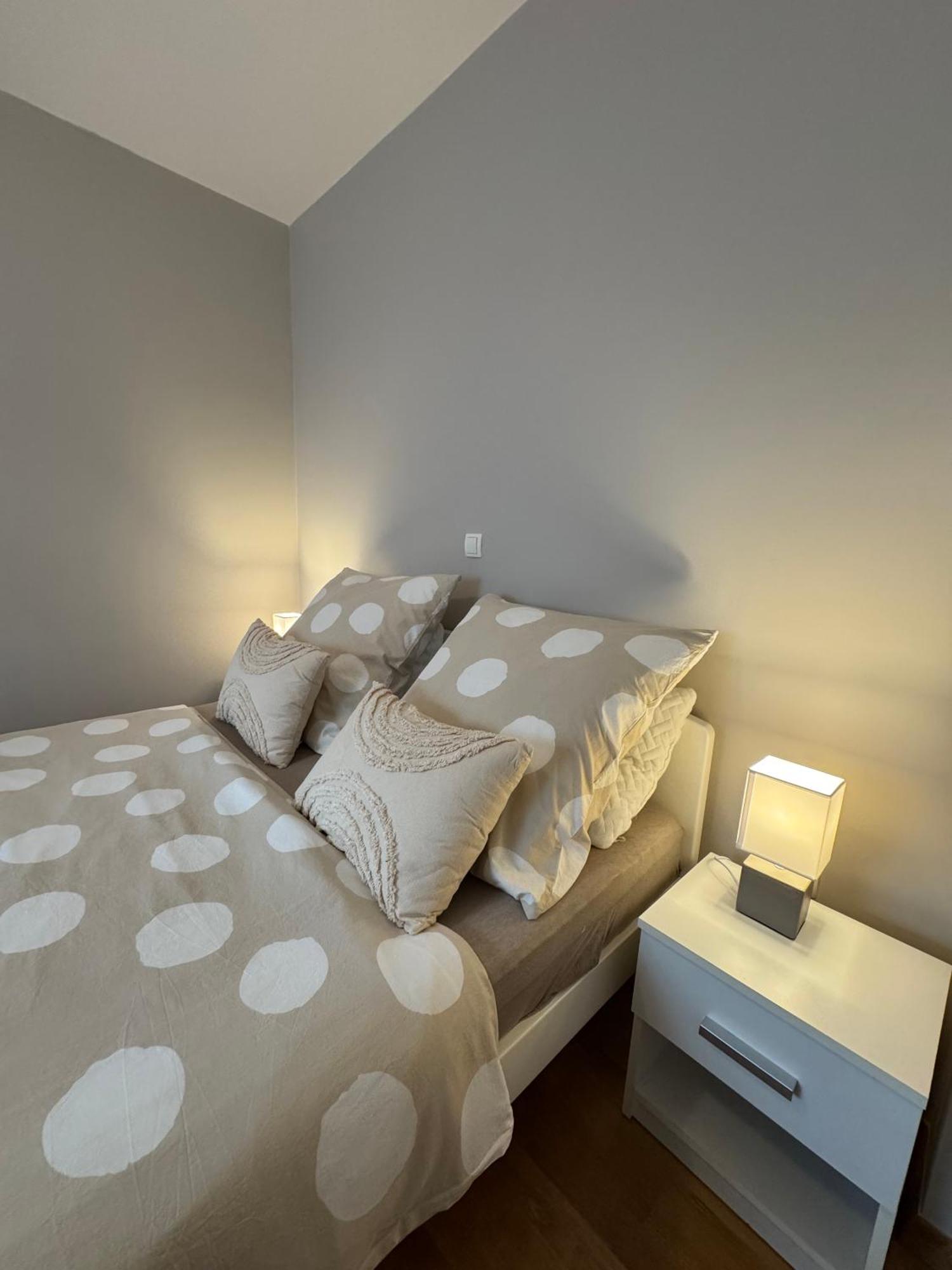 Apartment Tri Sunca 巴什卡沃达 外观 照片