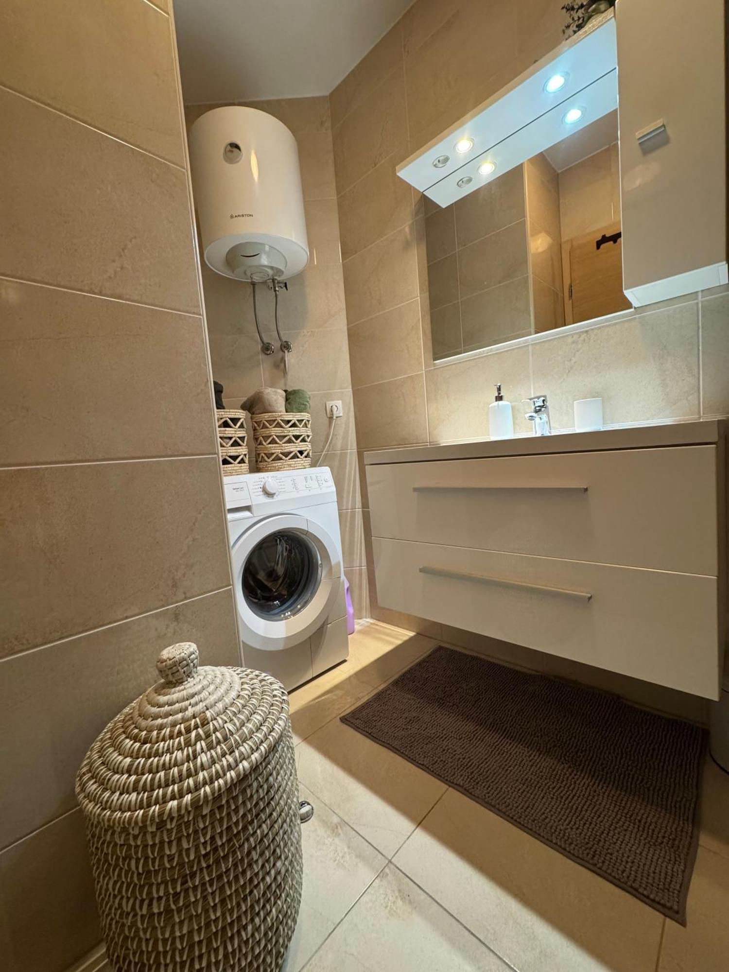Apartment Tri Sunca 巴什卡沃达 外观 照片